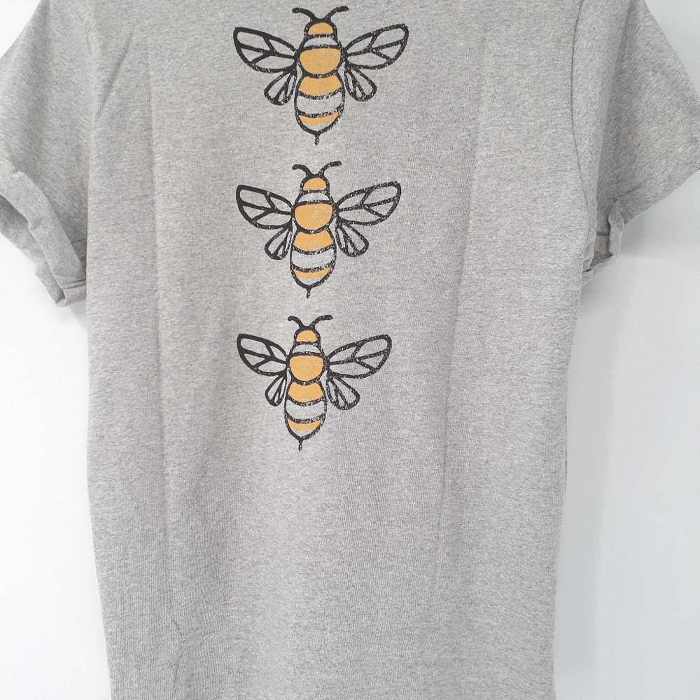 NWT Recycled Threads Tee With Cuffed Sleeve - Picture 3 of 10